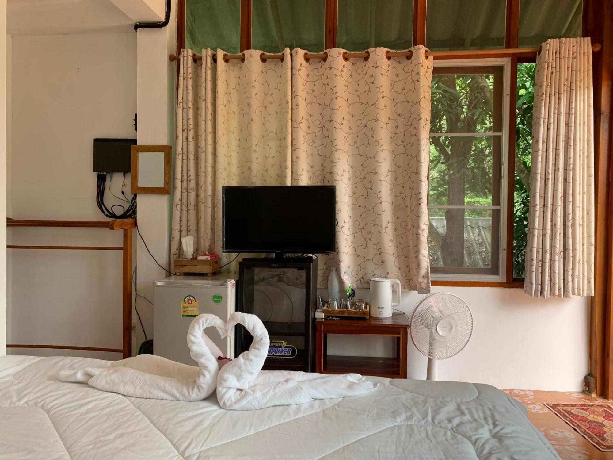 Baan Suan Duang Porn Resort Ban Phae  Ngoại thất bức ảnh